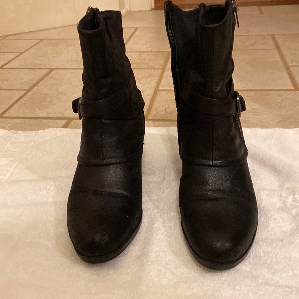 Ankle boots
